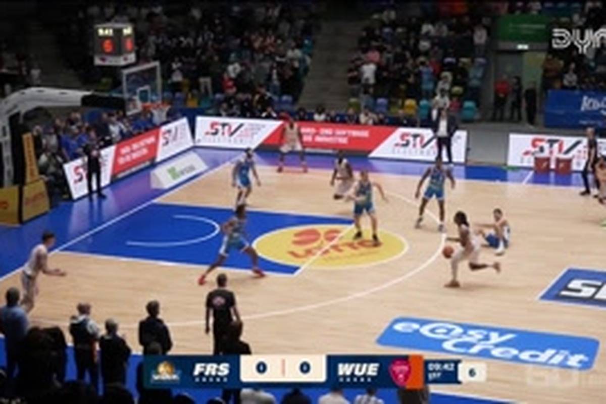 Spiel Highlights zu SKYLINERS Frankfurt - Fitness First Würzburg Baskets
