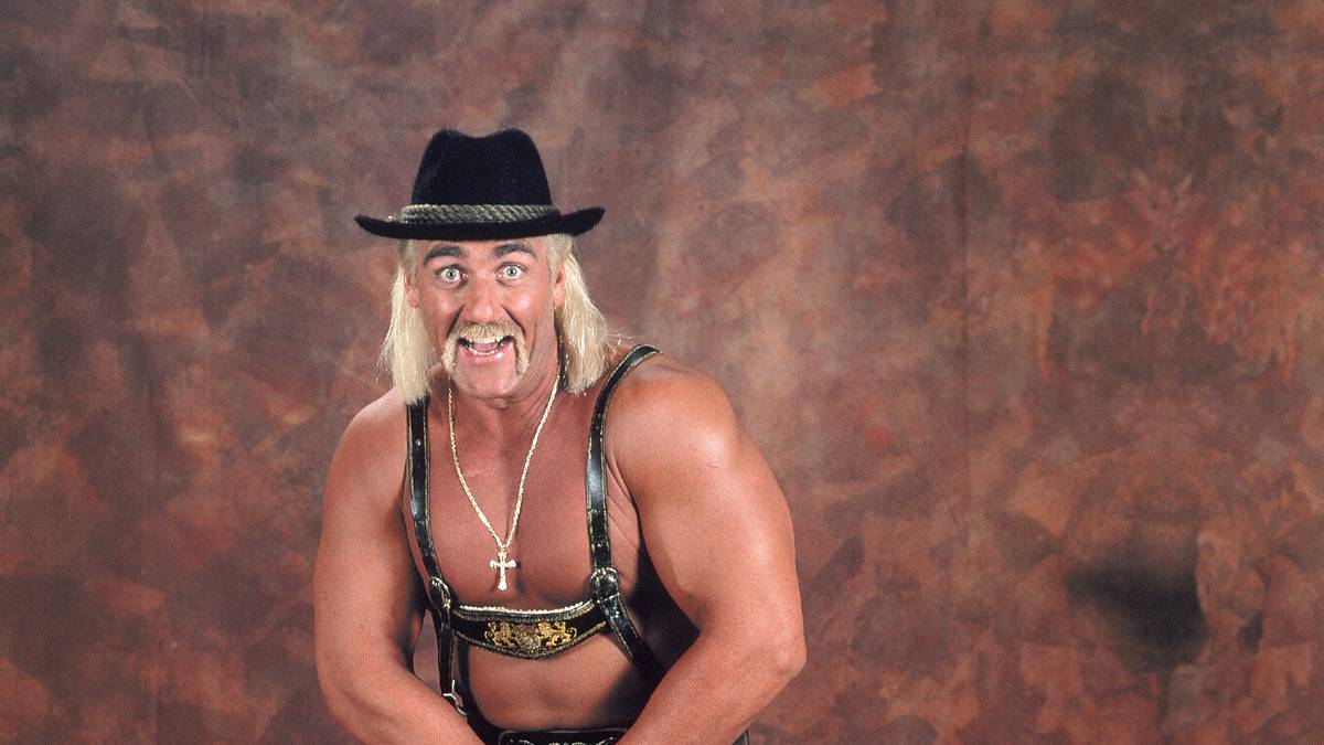 Ein fescher Bua: Auch in Deutschland trug Hogan seine Popularität zu Markte - und ließ sich bei einem Fotoshoot in Lederhose ablichten