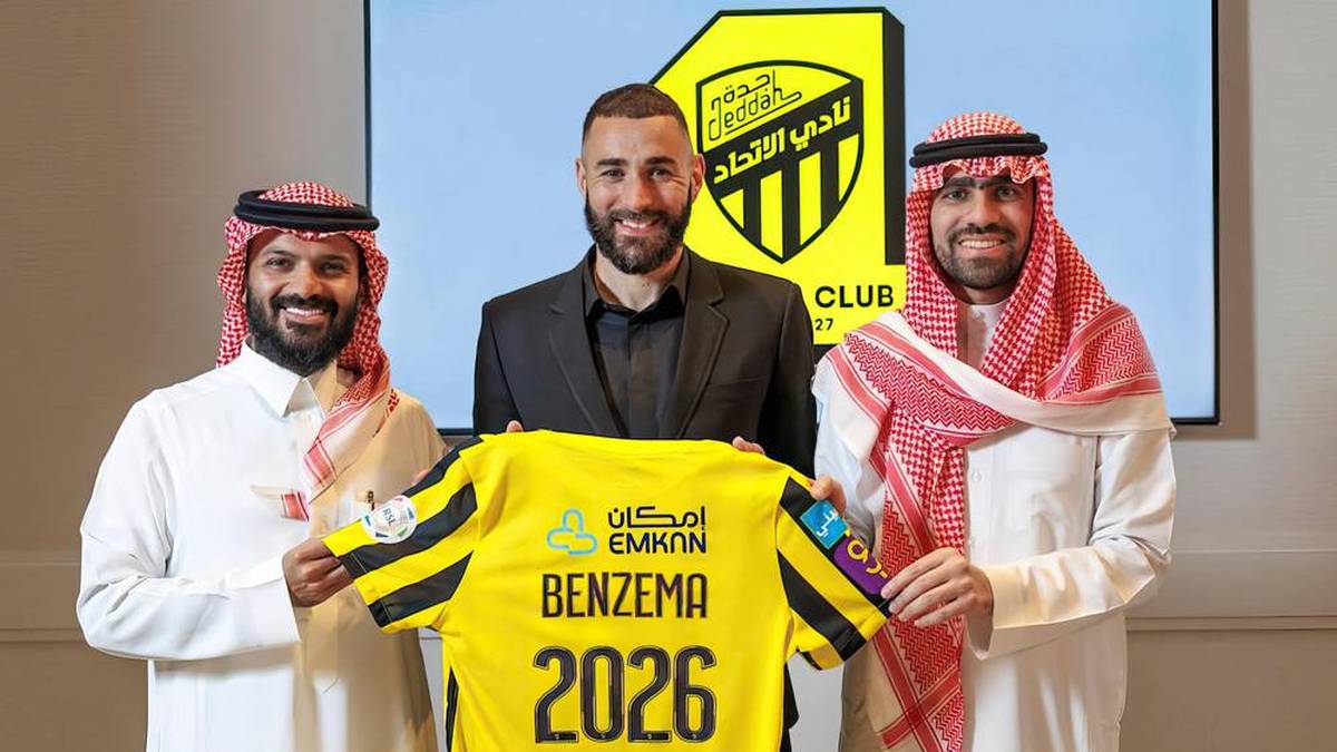 Anfang Juni sorgte Karim Benzema für einen Paukenschlag, als er seinen Wechsel von Real Madrid zu Al-Ittihad bekannt gab und ablösefrei in die Wüste ging. Er verdient angeblich 50 Millionen Euro pro Jahr