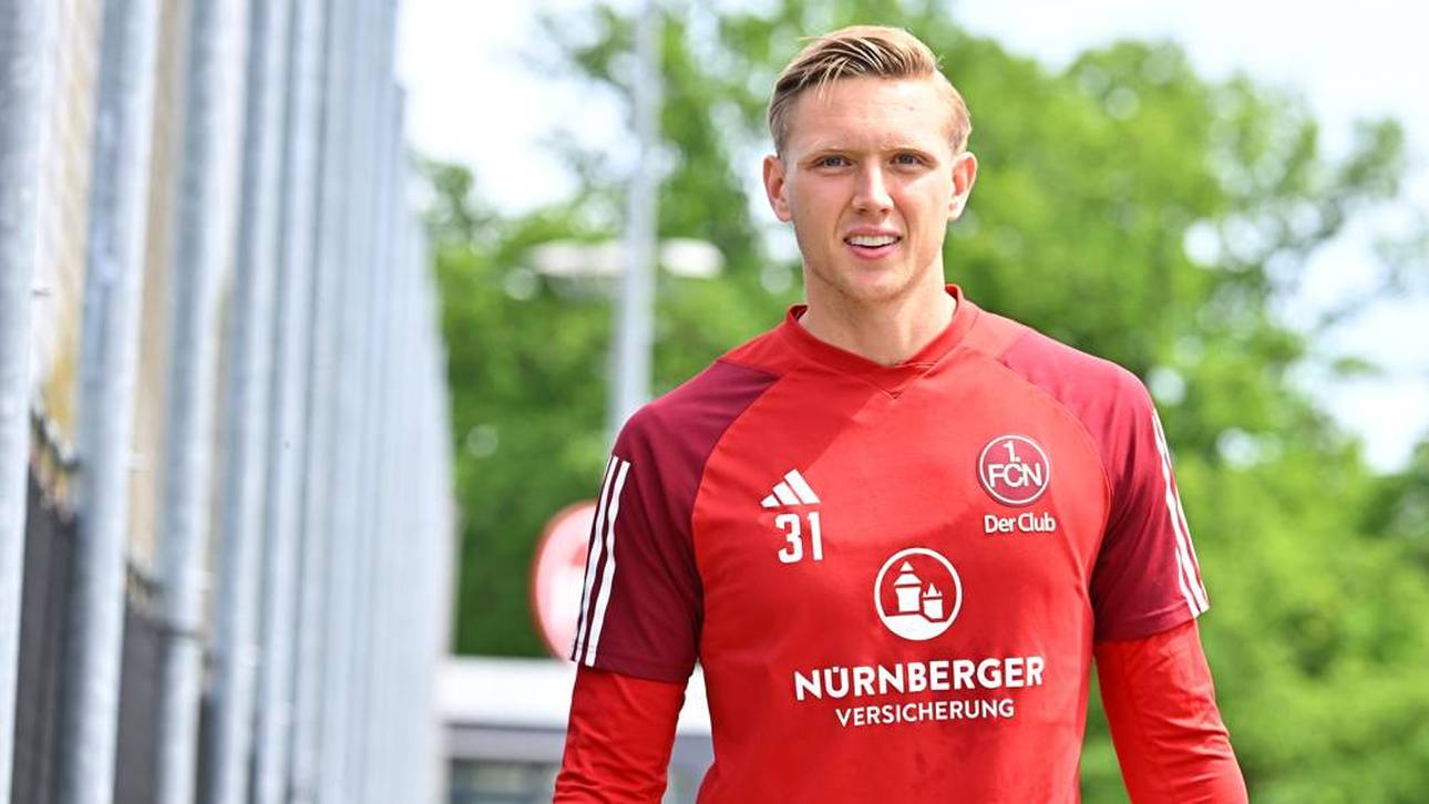 Jan Reichert ist Stammtorwart der U23 vom 1. FC Nürnberg