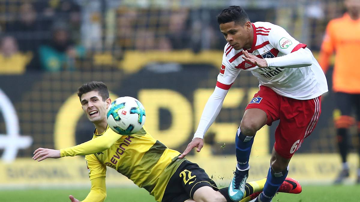 Die Hamburger sind aber keineswegs als Fallobst nach Westfalen gereist. Mit einem 0:0 geht es in die Pause