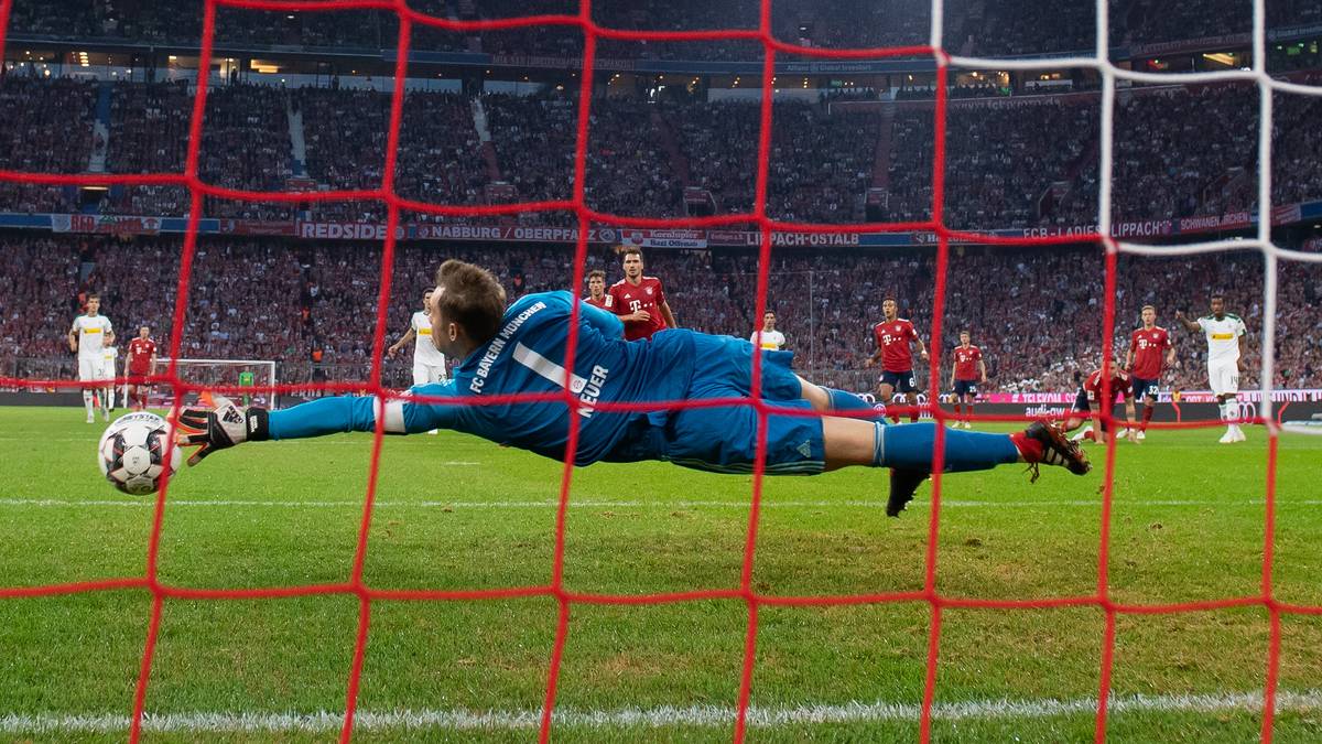 Und die Bayern? Kassieren in der Allianz Arena eine unglaubliche 0:3-Niederlage gegen Gladbach. Und aus der kleinen Delle ist plötzlich eine ausgewachsene Krise geworden 