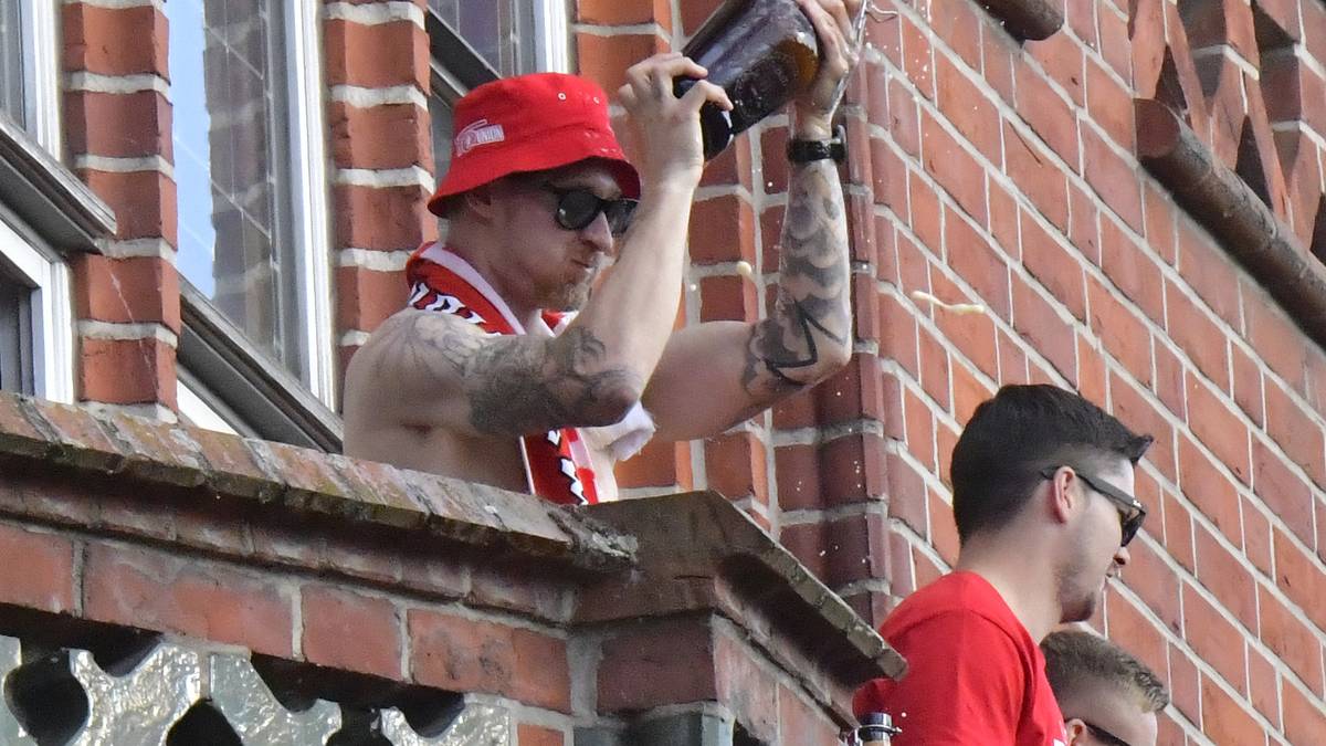 "So eine Stimmung habe ich noch nie erlebt. Wer im Stadion diese einzigartige Atmosphäre miterlebt hat, war begeistert", sagt Müller, der sich auf zwei spannende Derbys gegen Hertha BSC freut