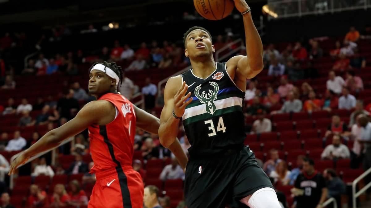 Es war sein 15. Triple Double der Karriere und das erste eines Bucks-Spielers in einem Auftaktspiel. Zudem haben nur zwei Profis überhaupt mehr Punkte in einem Triple-Double im ersten Saisonspiel erzielt. Der Vorjahres-MVP ist auch in diesem Jahr ein heißer Kandidat für die individuelle Auszeichnung
