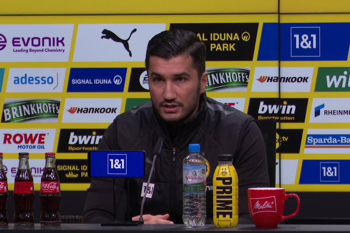 Bei Borussia Dortmund deutet sich ein Abgang an. Trainer Nuri Sahin äußert sich zur Situation rund um Donyell Malen.