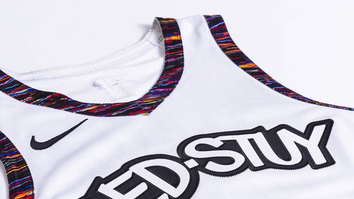 BROOKLYN NETS: Das Trikot der Nets soll die Geschichte des New Yorker Stadtteils und seine nachhaltige Wirkung auf die Musik, Kunst und Kultur repräsentieren