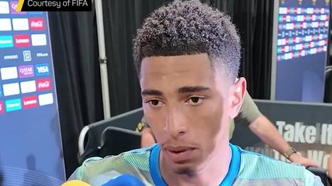 Nach den ersten Wochen unter dem neuen Trainer Xabi Alonso zeigt sich Jude Bellingham begeistert. Die Real-Stars wollen seine Weisheit wie "Schwämme" aufsaugen, so der Engländer.