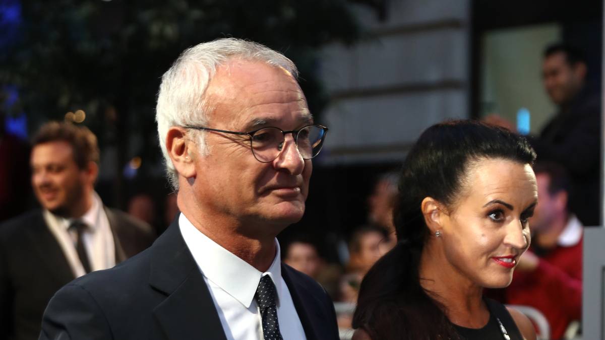 Eine weitere Trainer-Legende: Claudio Ranieri führte Leicester City 2016 sensationell zum englischen Meistertitel. Nachdem er dort entlassen wurde, trainiert der Italiener mittlerweile erfolgreich den FC Nantes