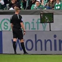 Werder-Coach völlig bedient: "Schafft den Sch*** wieder ab"