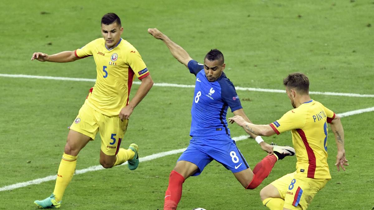 Auf Shaqiris Spuren wandeln auch Frankreichs Shooting-Star Dimitri Payet, der beim Eröffnungsspiel gegen Rumänien mit einem satten Schuss in der Nachspielzeit das 2:1-Siegtor besorgt... 