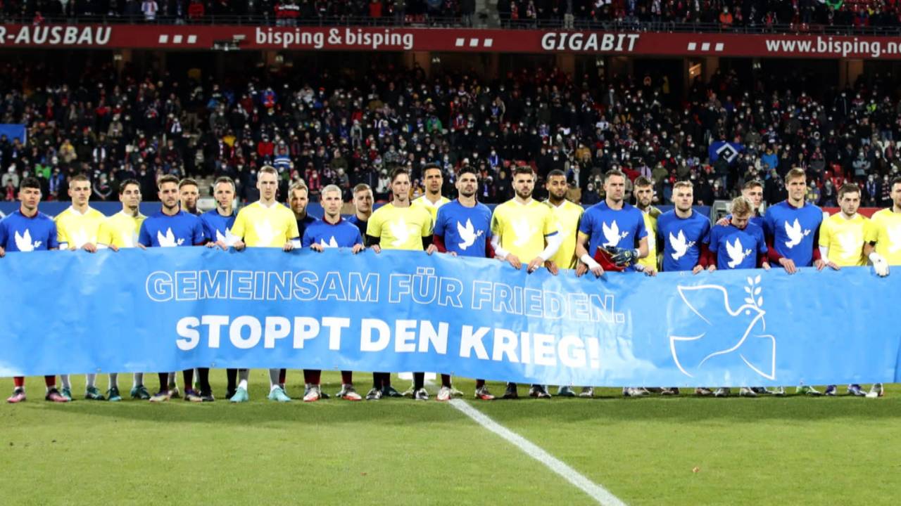 Newsflash: Wegen Ukraine-Konflikt: Russland zensiert offenbar die Bundesliga