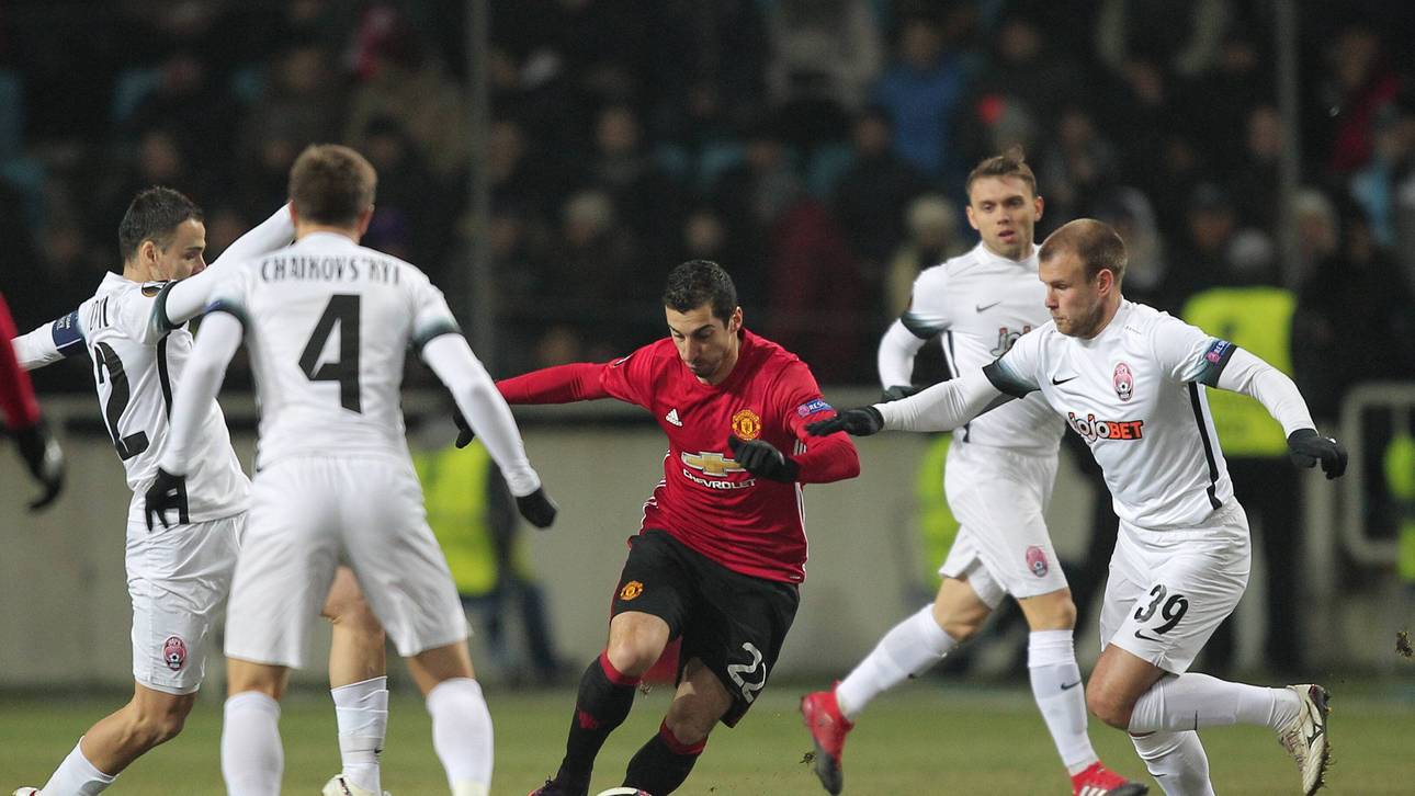 Mkhitaryan schießt United weiter