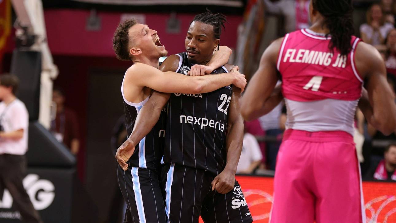 Ivey und Stove wechseln nach Würzburg