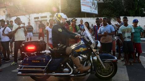In Portugal durchsuchte die Polizei mehrere Räume von Fußballvereinen 