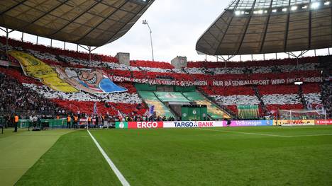 Fan-Vereinigungen von Bayern und Leverkusen fordern eine Verlegung des Pokalfinals