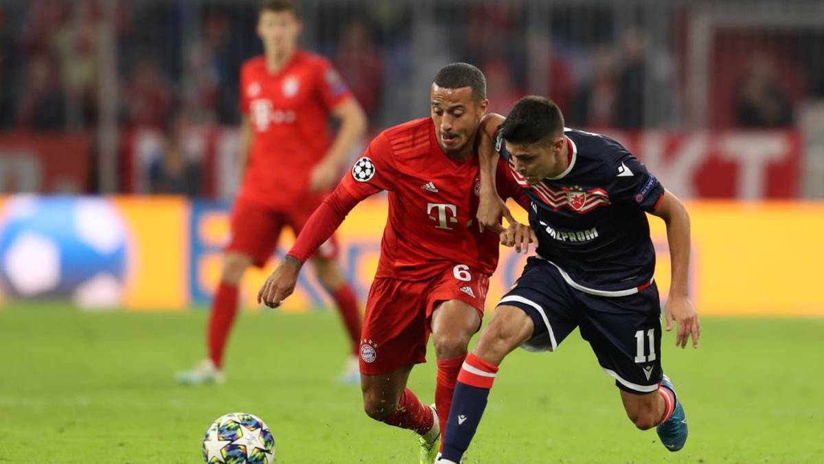 Auch Thiago läuft seiner Form derzeit hinterher, verursachte gegen Paderborn mit einem langen Rückpass fast ein spektakuläres Eigentor. Die defensive Klasse geht dem Spielmacher nach wie vor ab, dafür treibt er die Offensive mit seiner technischen Qualität gekonnt an. Dennoch, aktuell nur UNENTSCHIEDEN, Zwischenstand: 3:6