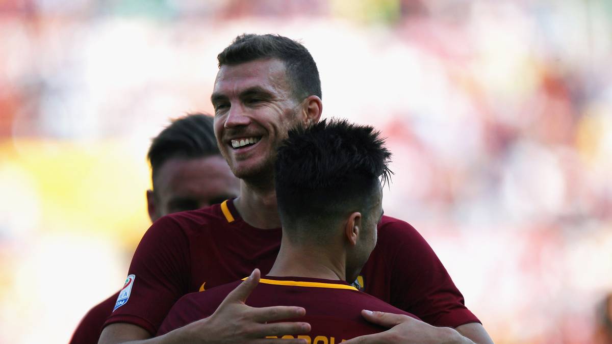 PLATZ 5 - EDIN DZEKO (AS ROM): Fünf Liga-Einsätze, sechs Tore - auf Dzeko kann sich die Roma verlassen. Im Schnitt netzte der Ex-Wolfsburger zuletzt alle 72 Minuten ein
