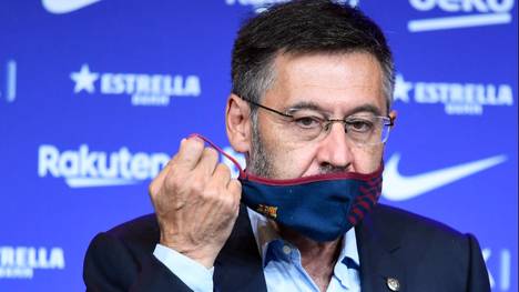 Er ist der neue böse Mann des Vereinsfußballs: Josep Maria Bartomeu. Der laufende Machtkampf mit Lionel Messi nur eine kleine Randgeschichte in der doch sehr dicken Akte Bartomeus.