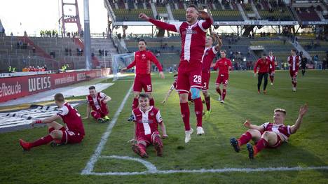 Der 1. FC Kaiserslautern fügte dem KSC die erste Liga-Niederlage seit zwölf Spielen zu