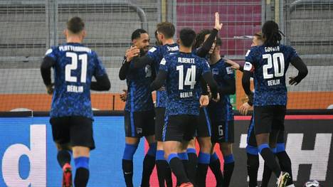 Hertha BSC Berlin bezwingt Augsburg 3:0