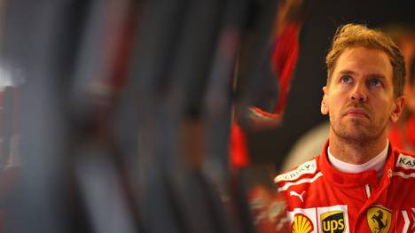 Sebastian Vettel fuhr im freien Training zu schnell bei Roter Flagge