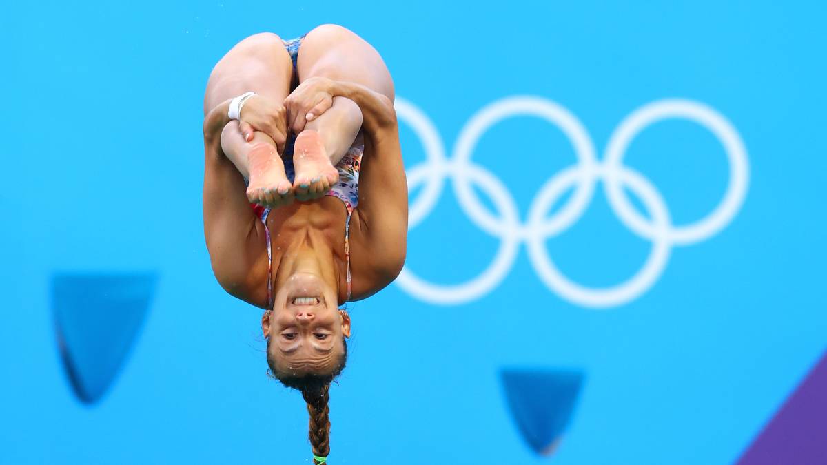 Für Tania Cagnotto steht die Welt Kopf. Die Italienerin stürzt sich beim Turmspringen artistisch ins Wasser