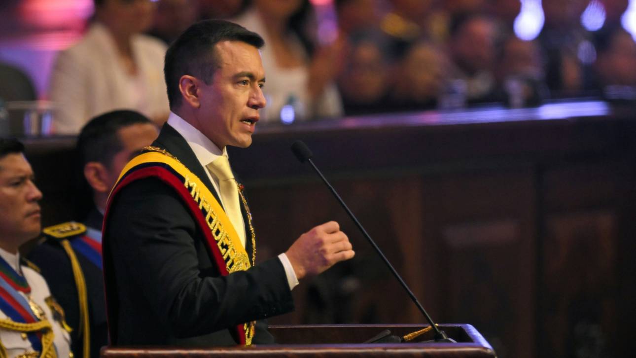 Ecuadors Präsident senkt Bierpreise
