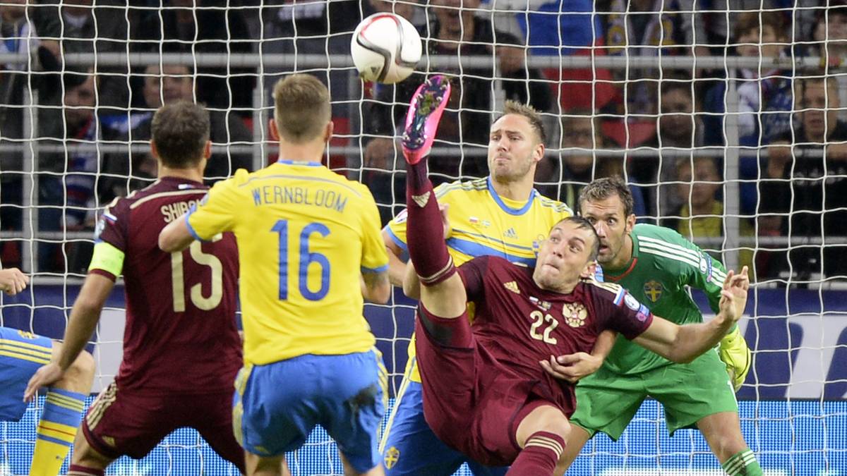 ... und folgerichtig durch Artem Dzyuba in Führung gehen