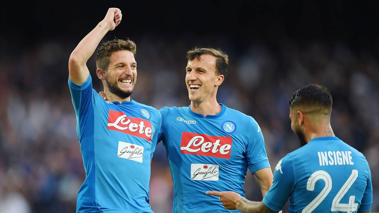 SSC Neapel wieder Spitzenreiter