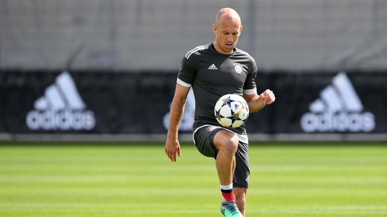 Bayern bei Robben entspannt