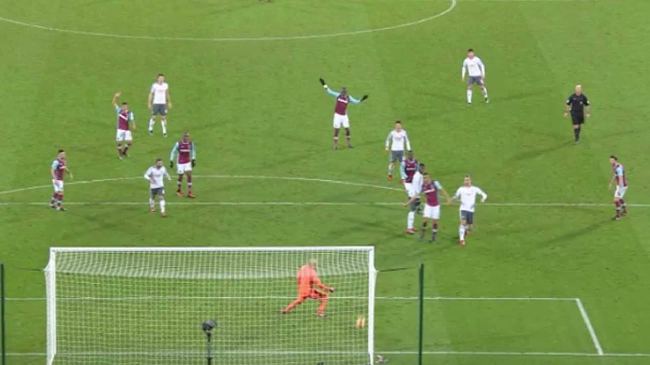 Video: United feiert Ibras Abseitstor