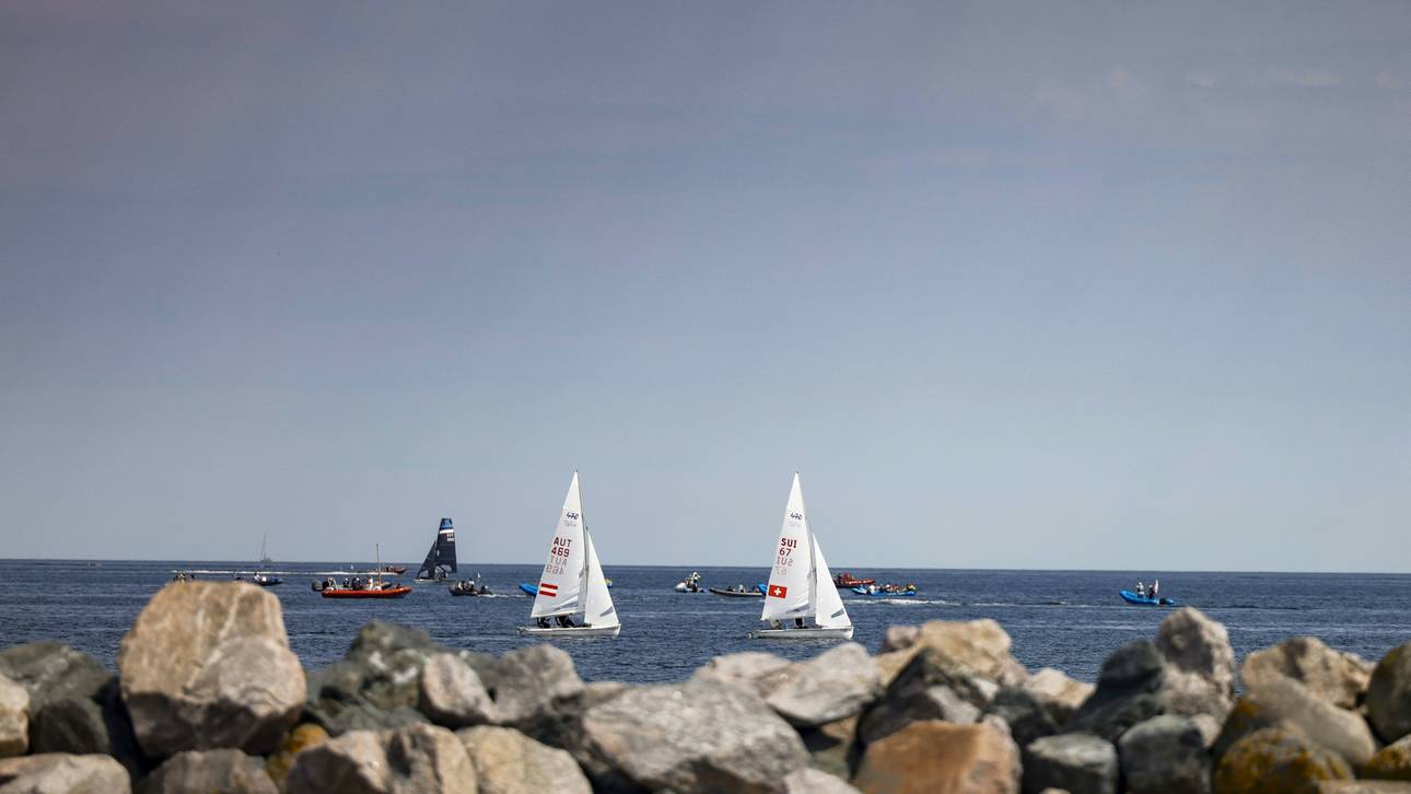 Flaute stoppt Kieler Woche