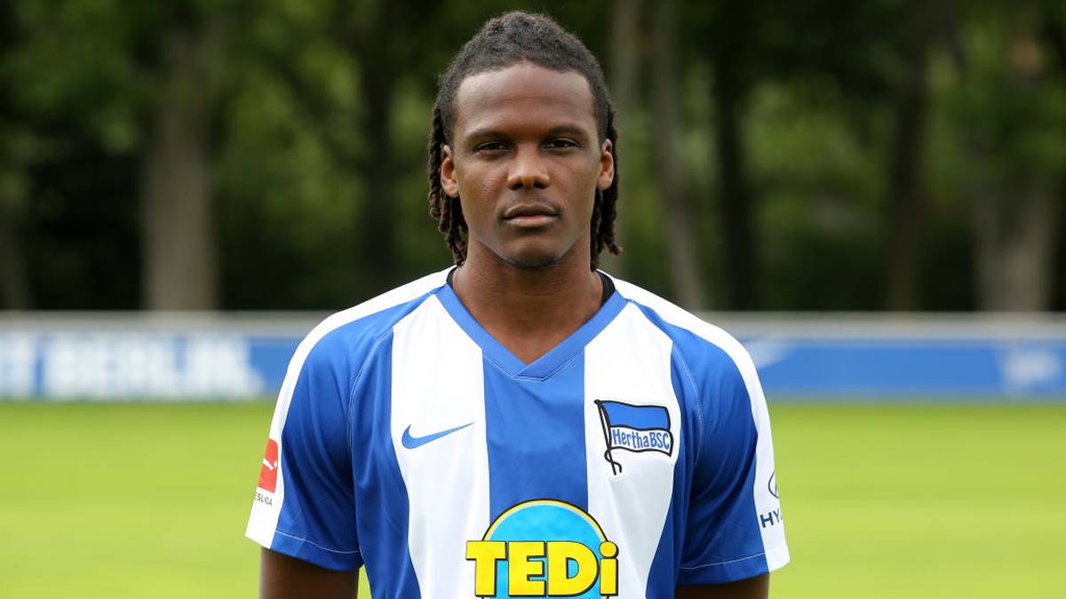DEDRICK BOYATA (28 Jahre/Hertha BSC): Der Belgier galt bei Manchester City und in der Nationalmannschaft als Nachfolger des großen Vincent Kompany. Bei City blieb ihm der letzte Schritt verwehrt, und so ging er für vier Jahre zu Celtic Glasgow. Seit diesem Sommer bei Hertha BSC unter Vertrag
