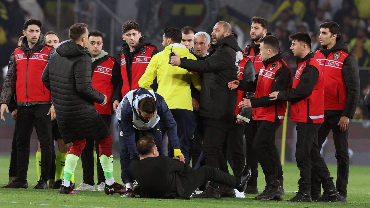 José Mourinho hat in der Türkei für einen Eklat gesorgt