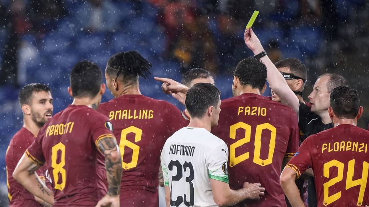 Tifosi flippen wegen Witz-Elfer aus