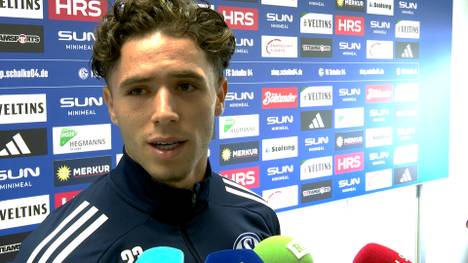 Der FC Schalke 04 hat einen guten Saisonstart hingelegt. Soufiane El-Faouzi spricht über die Zusammenarbeit mit Trainer Miron Muslic und reagiert auf die Entlassung von Kaderplaner Ben Manga.