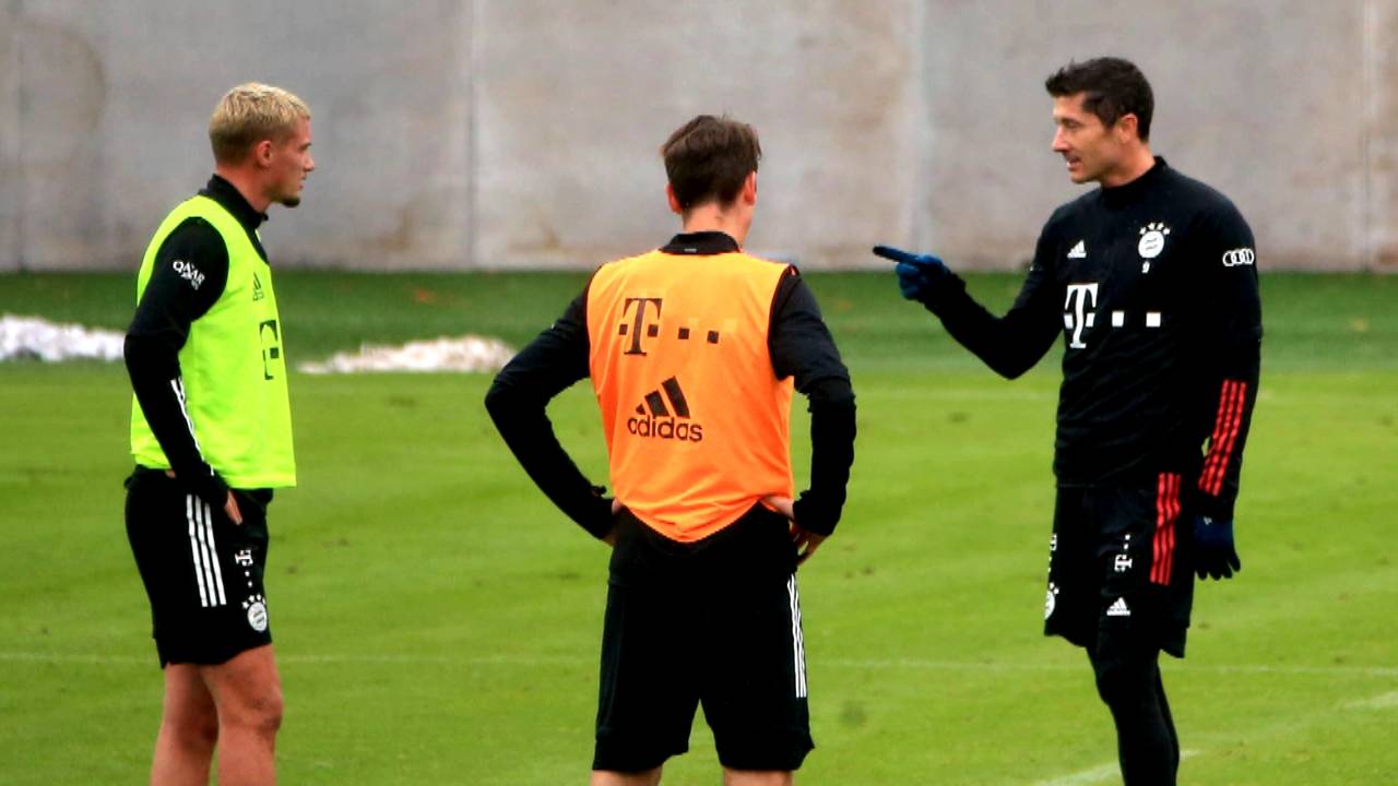 Robert Lewandowski und Mickael Cuisance versöhnen sich nach Trainings-Zoff