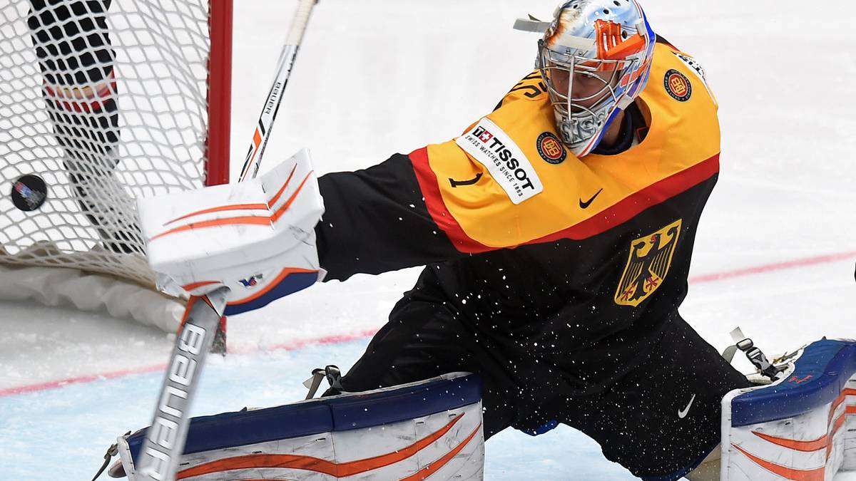 Mit dem Goalie der New York Islanders kam unmittelbar vor dem Kanada-Spiel der notwendige Rückhalt zum Team. Trotz seines Patzers, als er den Puck beim Versuch zu stoppen ins eigene Tor abfälschte, zeigte Greiss bereits beim WM-Einstand gegen Weißrussland seine Klasse