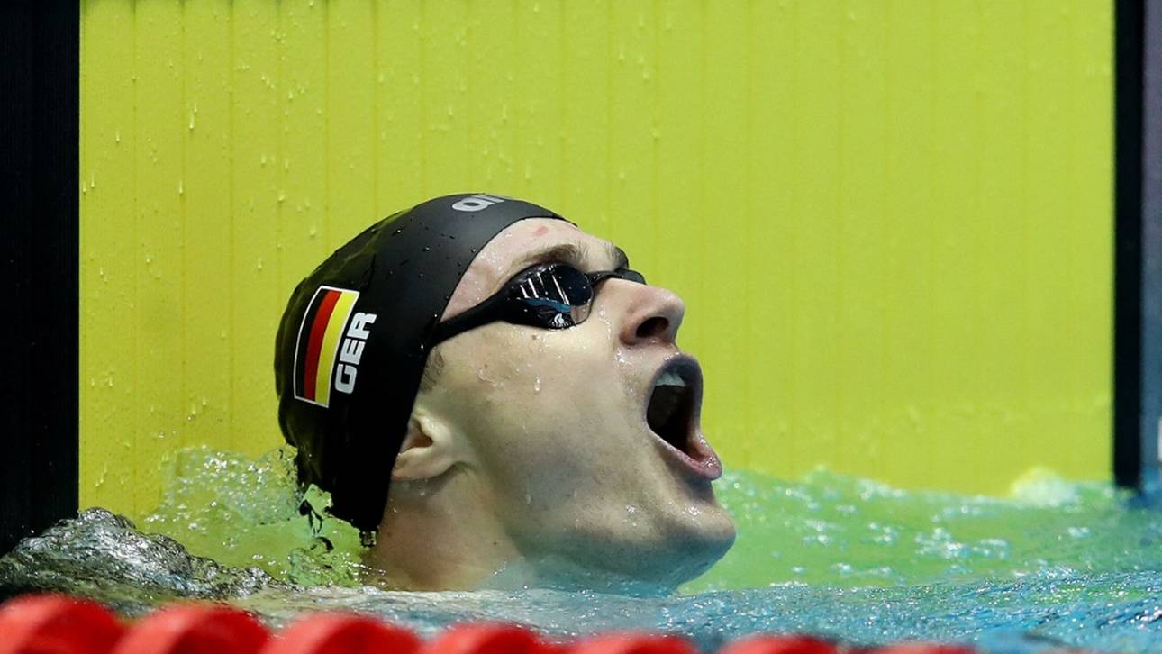 Diener schwimmt zum Doppel-Rekord