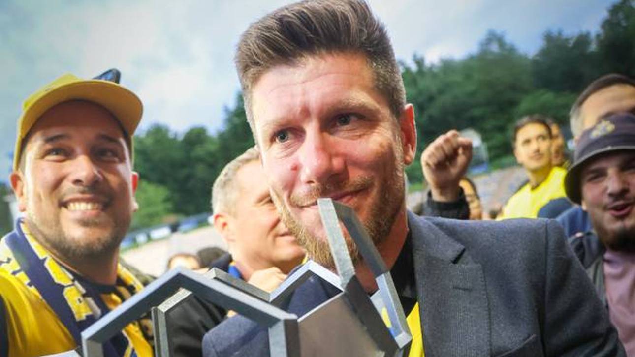 Sébastien Pocognoli feierte in seiner ersten Saison als Cheftrainer den Meistertitel