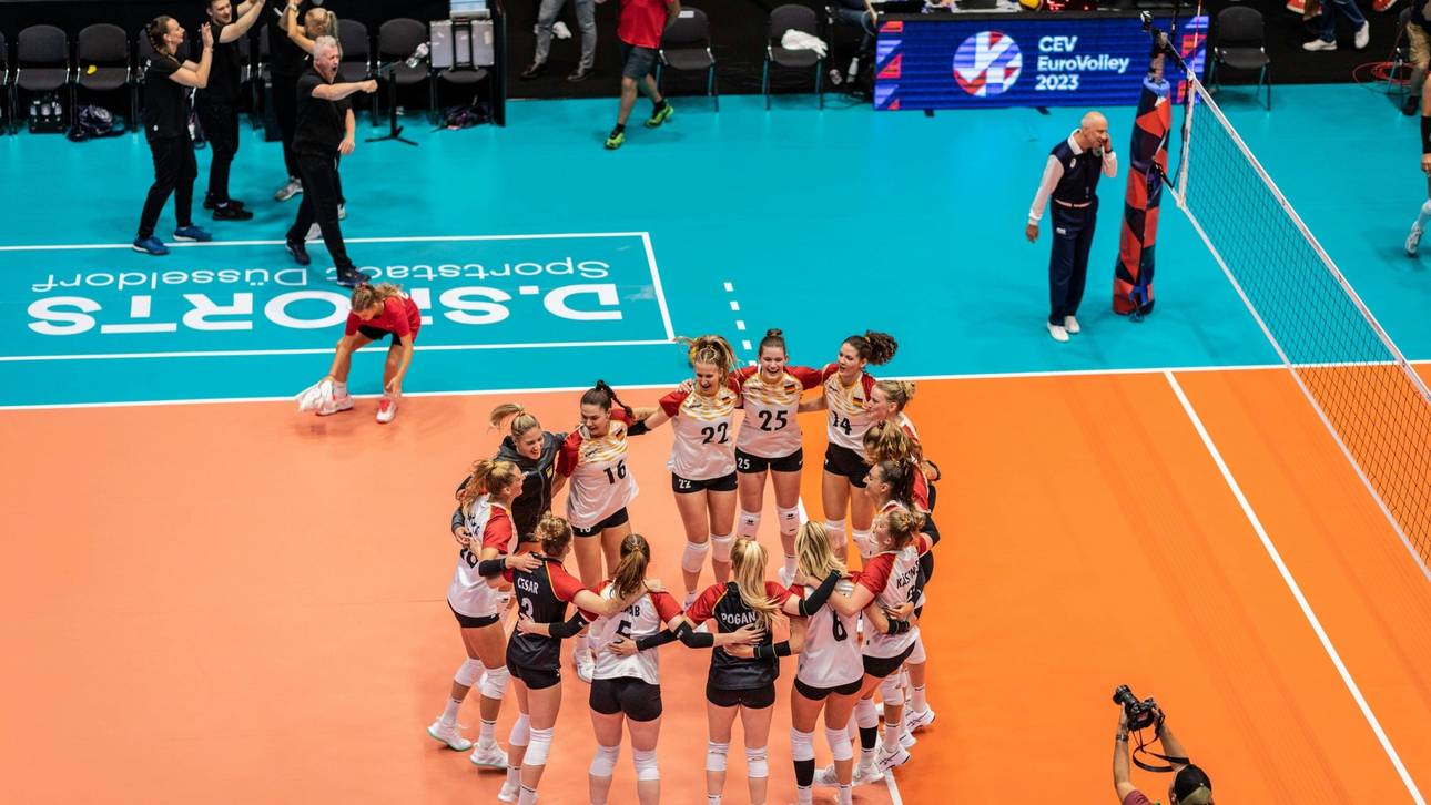 “Für Hanna“: Fans tragen DVV-Frauen