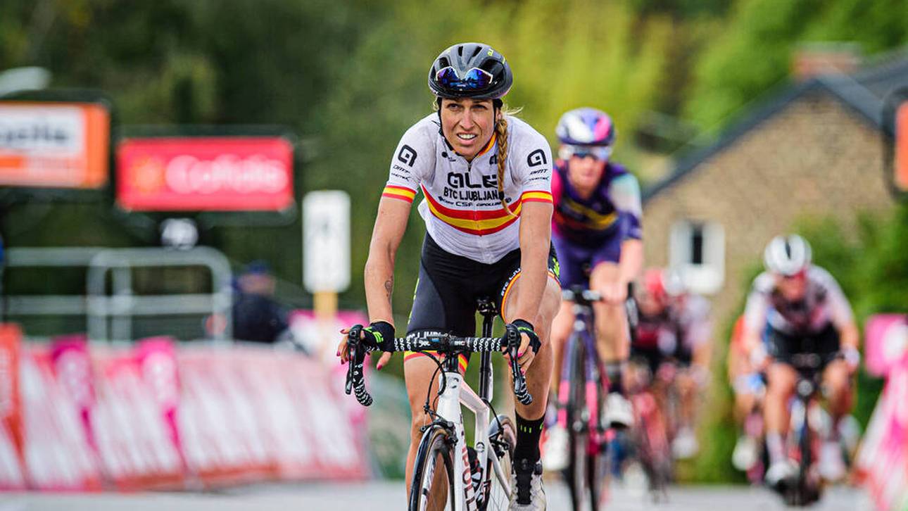 Konkurrentin vom Rad geschubst