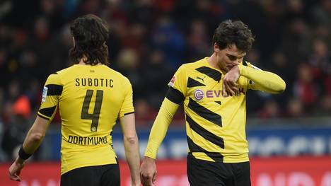 Mats Hummels und Neven Subotic von Borussia Dortmund sind frustriert