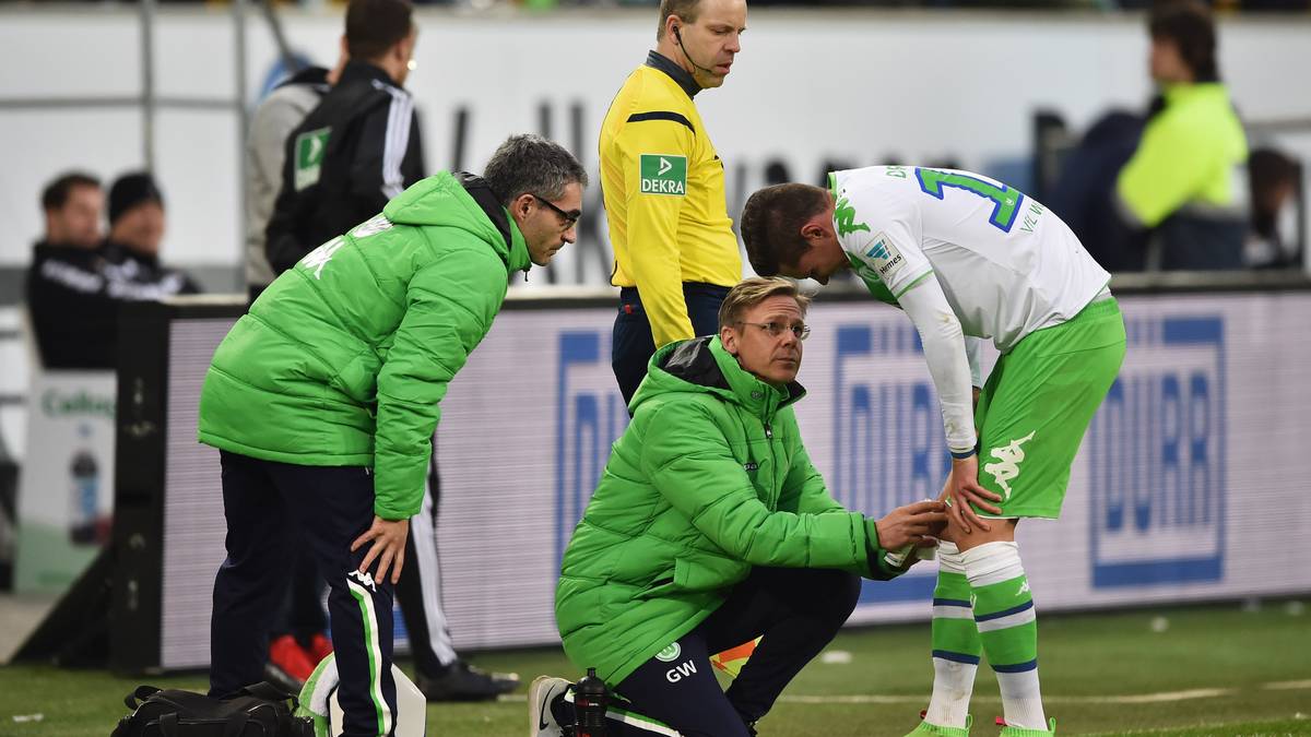 Zwischendurch muss Draxler behandelt werden, doch er beißt auf die Zähne