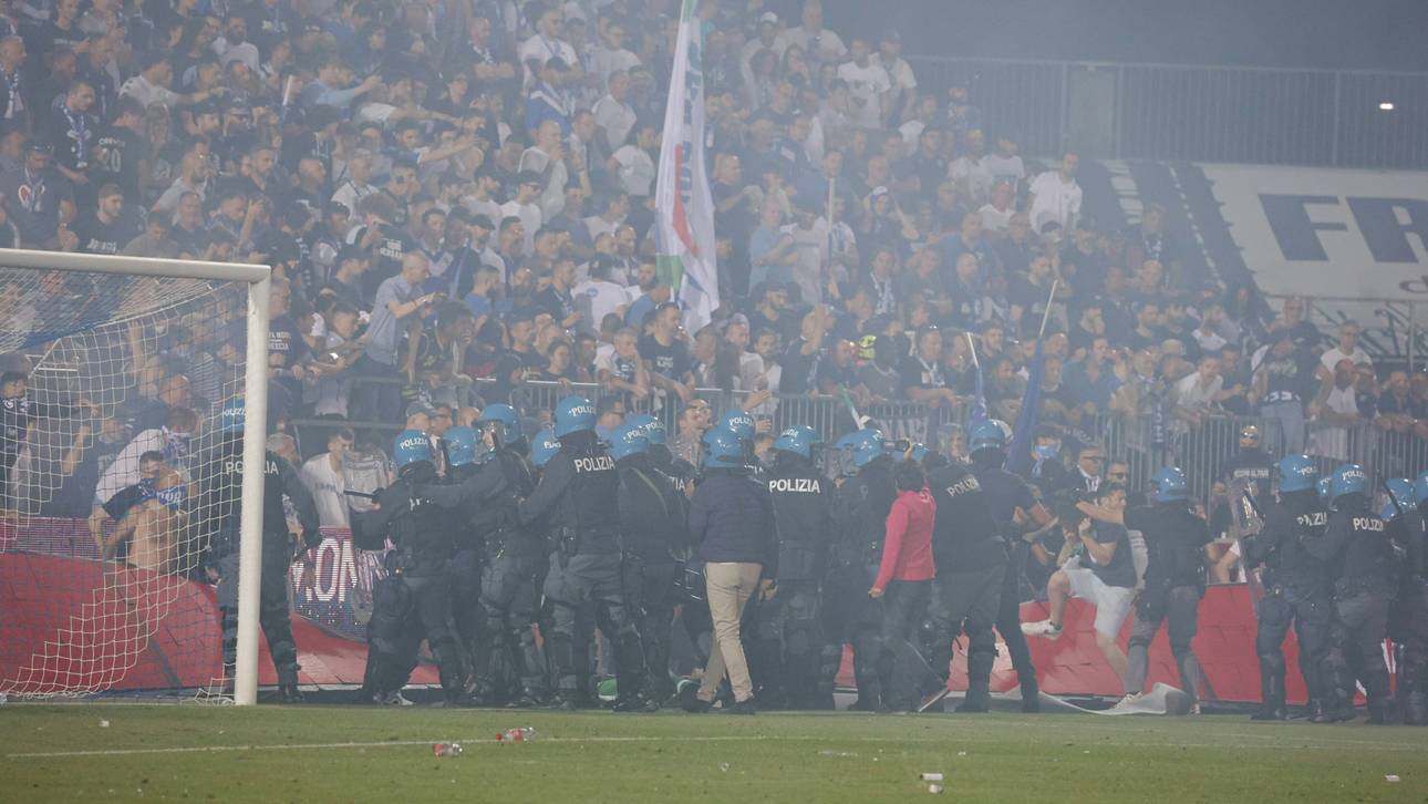 Hartes Stadionverbot für Hooligans