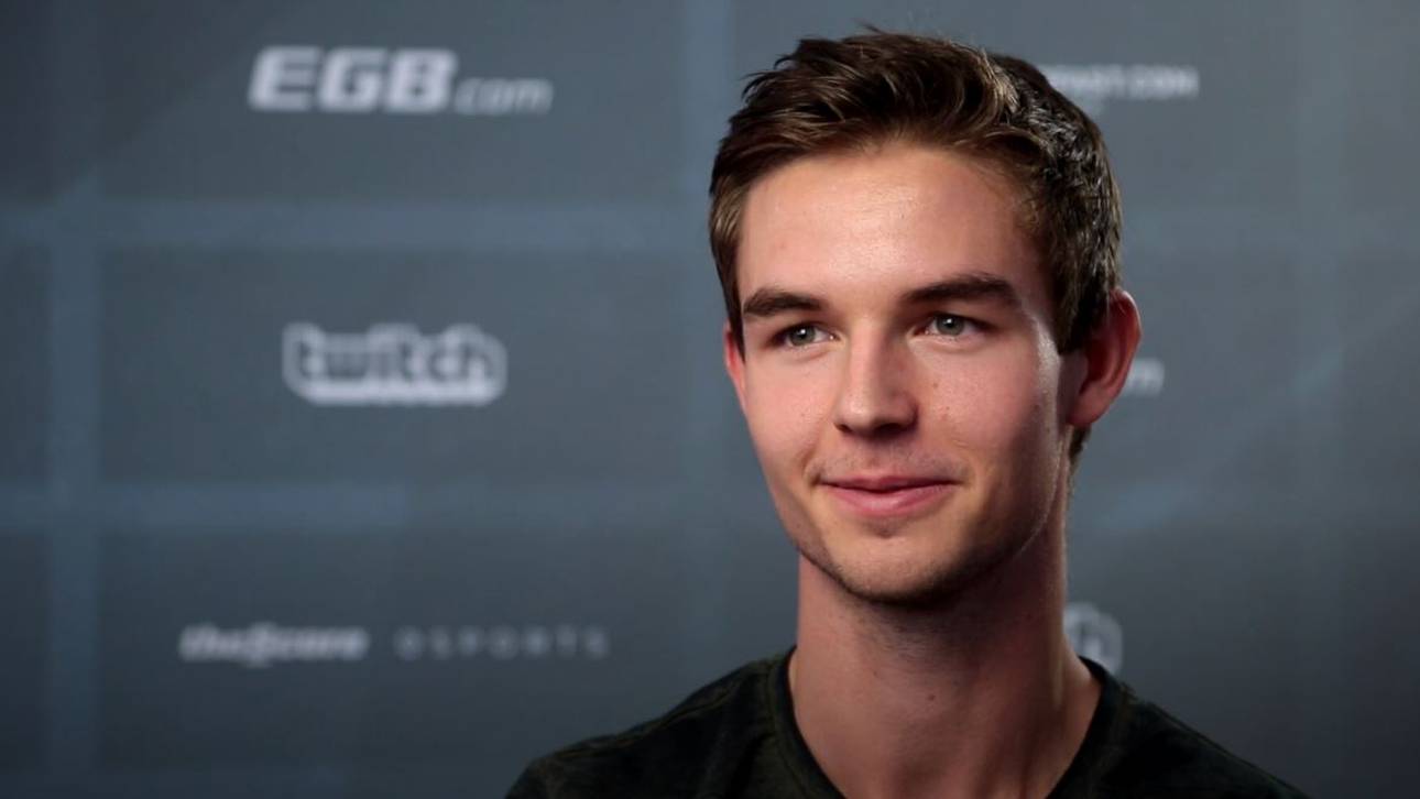 Hammer! device verlässt Astralis