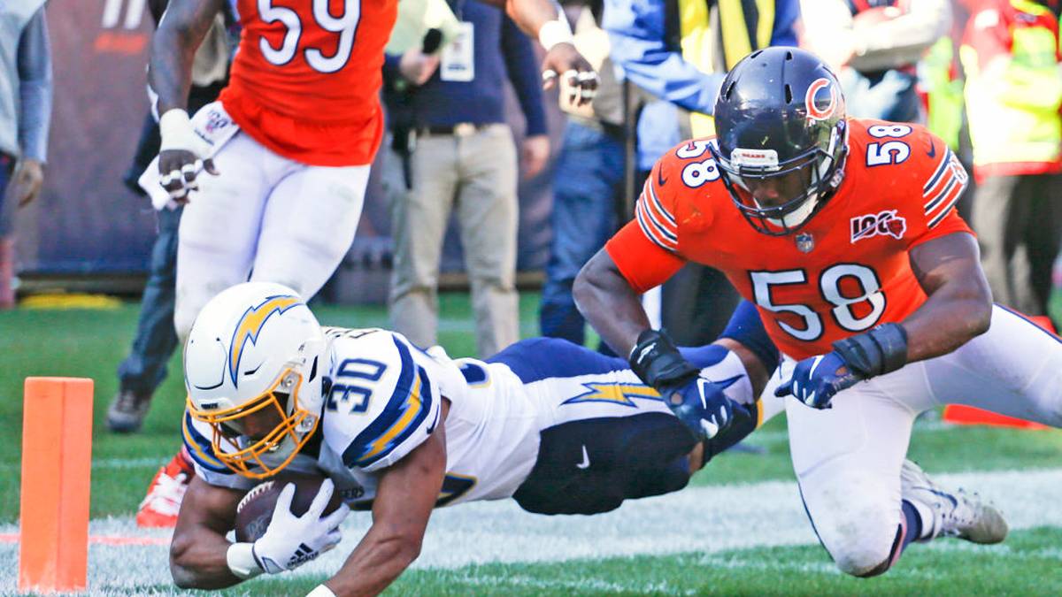 LOS ANGELES CHARGERS: Chargers-Quarterback Philip Rivers (37) biegt in seinen Karriereherbst ein und ist Free Agent. Trotz einer schwachen Saison verfügen die Kalifornier über ein starkes Team rund um Austin Ekeler (Bild) und Keenan Allen. Zudem könnte Brady in seinen Heimatstaat zurückkehren - auch wenn dies laut Vollmer keine Rolle bei seiner Entscheidungsfindung spielt