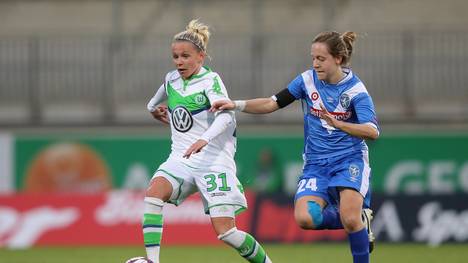 VfL Wolfsburg Women's v ACF Brescia Femminile - UEFA Women's Champions League