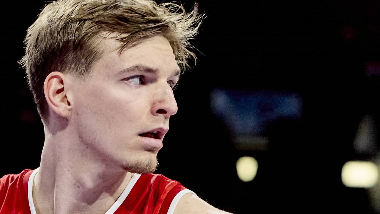 Justus Hollatz greift nach seinem ersten Titel mit dem FC Bayern