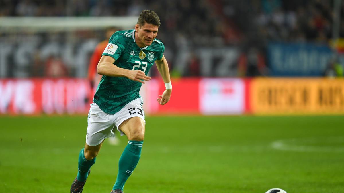 23 - MARIO GOMEZ (VfB Stuttgart): 73 Länderspiele, 31 Tore